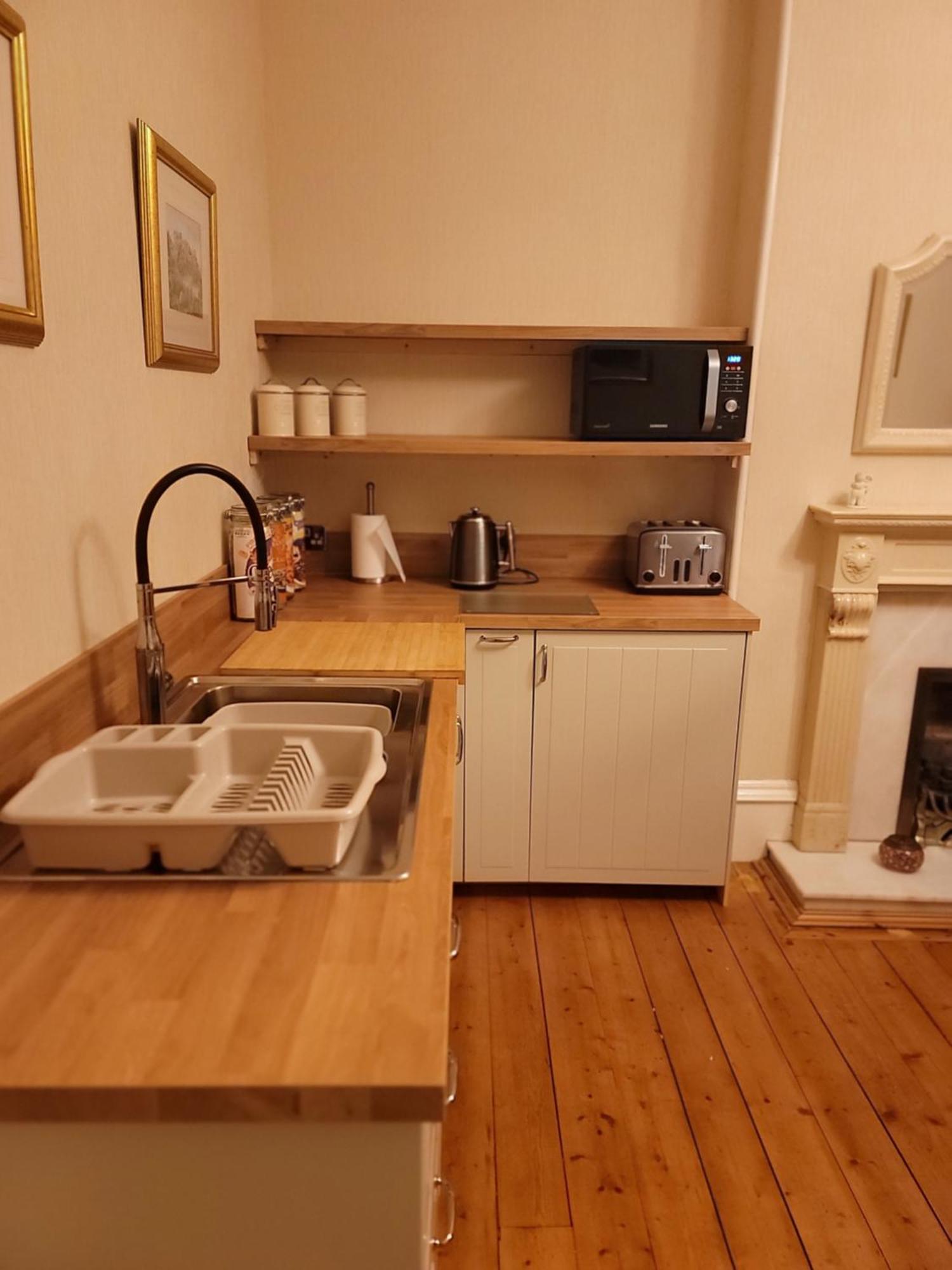 3 Bedroom Villa Attached To Host Home Free Parking Perth Esterno foto