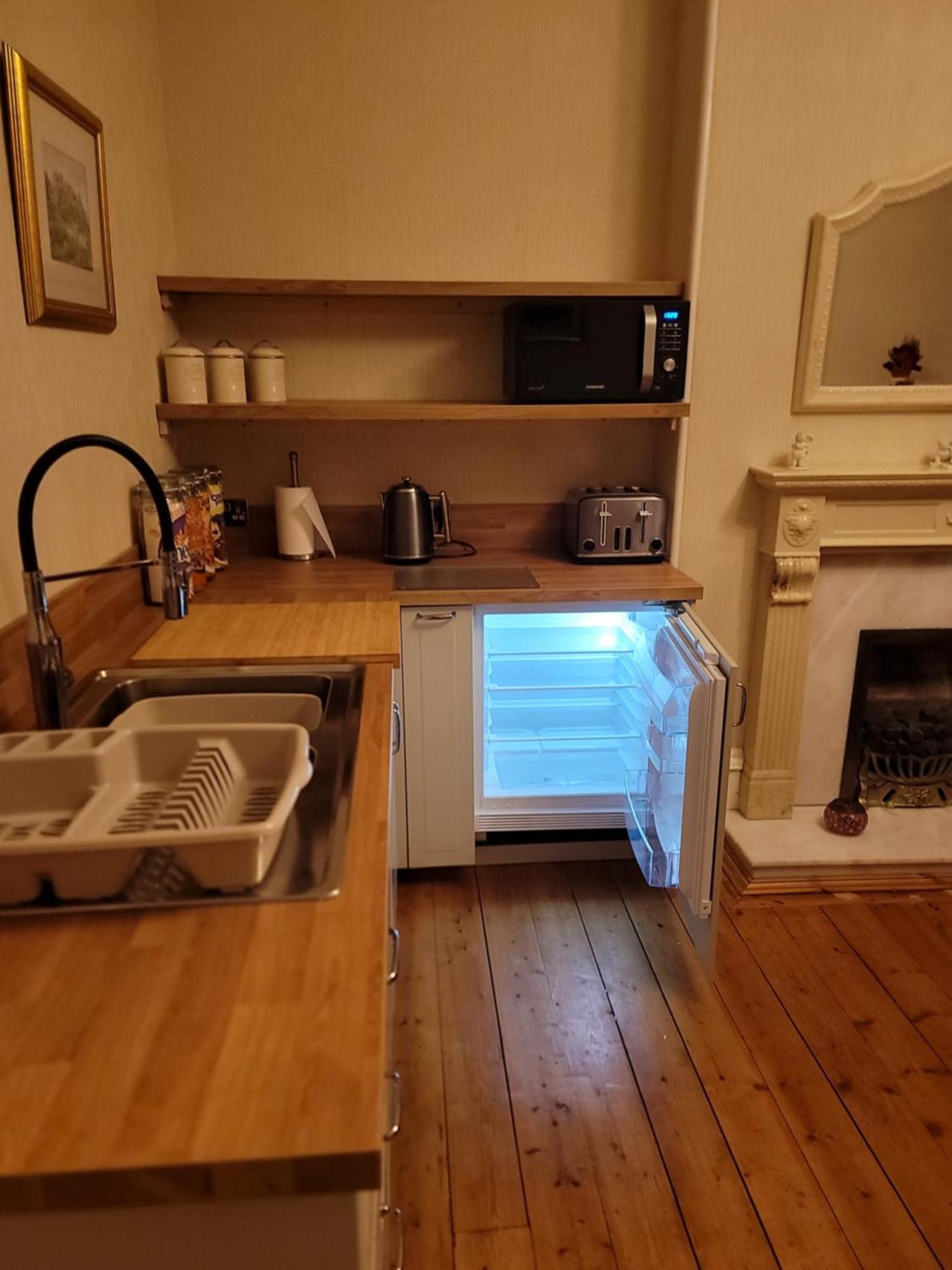 3 Bedroom Villa Attached To Host Home Free Parking Perth Esterno foto